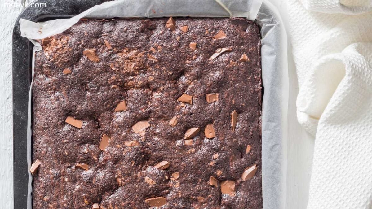 Eggless brownie recipe in OTG Oven 3